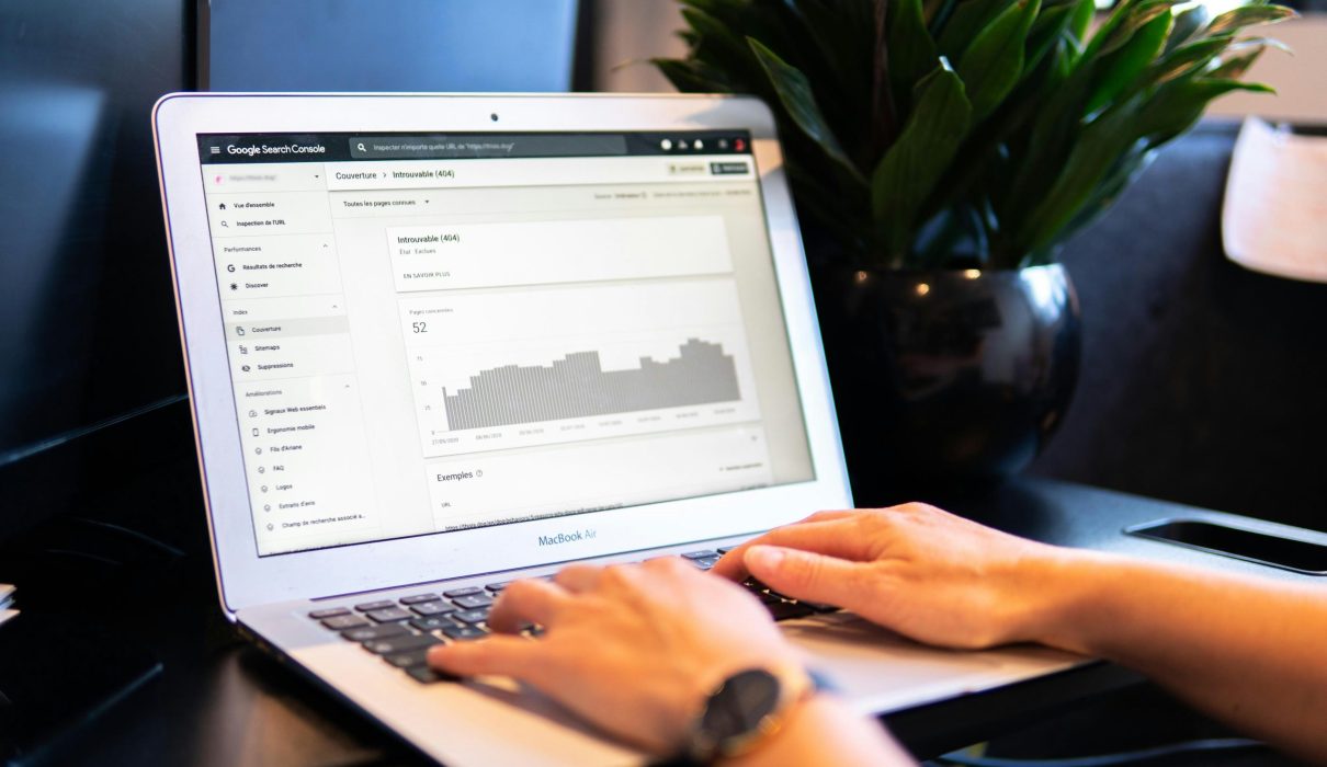 A Worth-Preferring SEO Agency in Dubai - Hire Quick Digital 