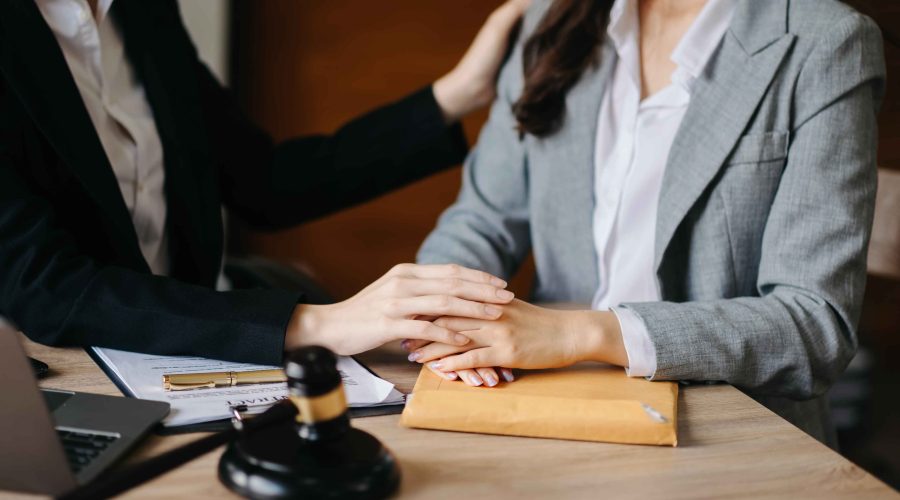 How Divorce Lawyers Protect Your Rights In Court