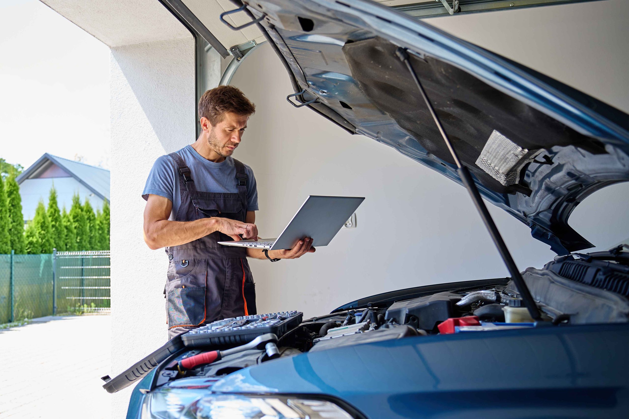 Garage Software Tips That Save Time in Dubai